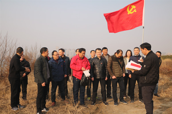這里的黨員以實際行動支持襄陽城市“創(chuàng)文”！